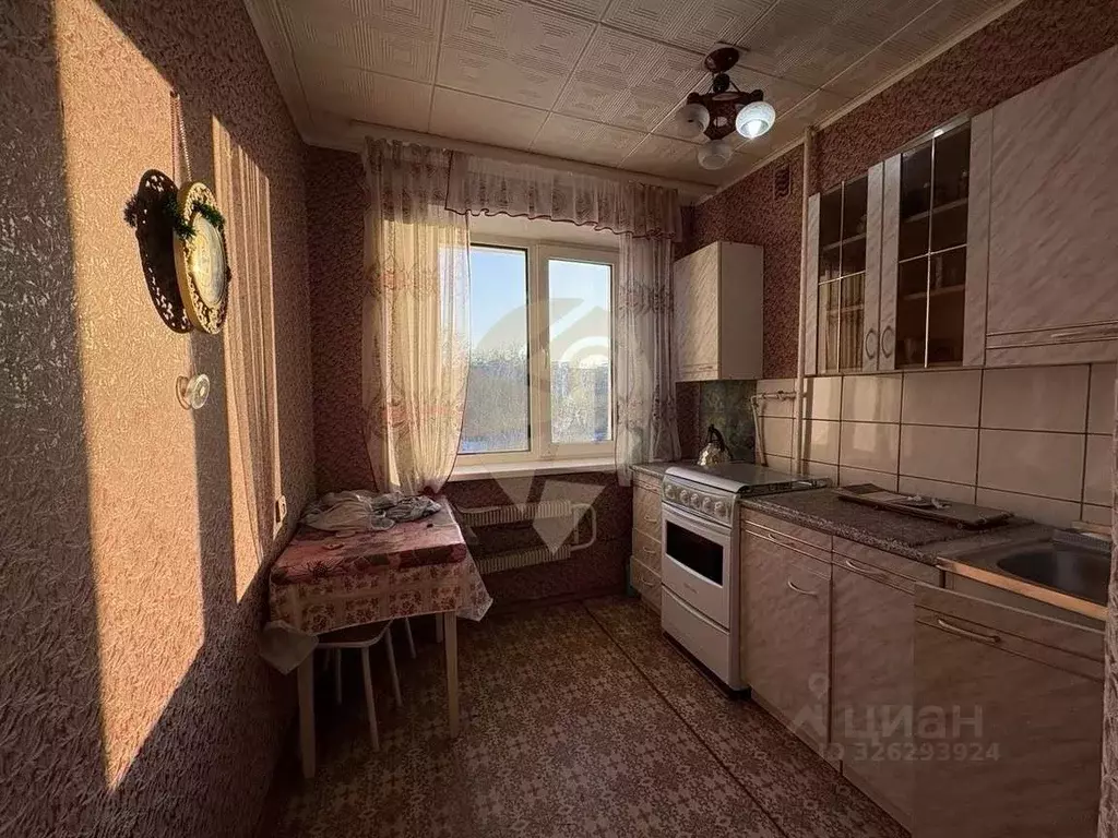 2-к кв. Белгородская область, Старый Оскол Интернациональный мкр, 8 ... - Фото 1