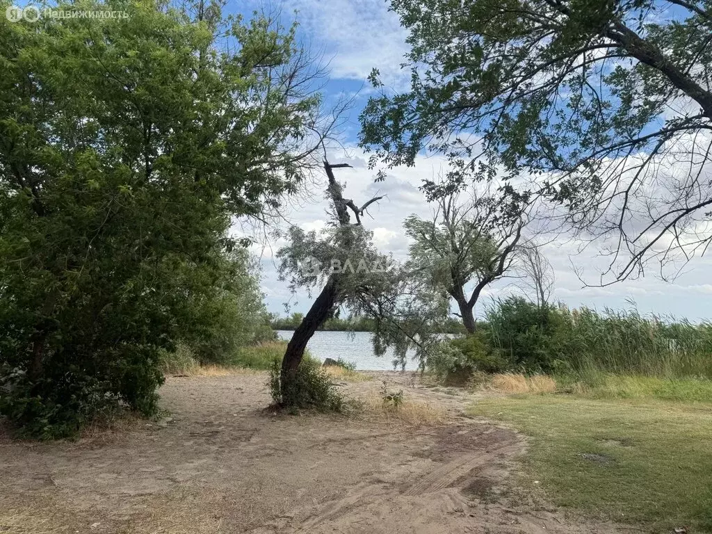 Участок в Светлоярский район, посёлок Кирова (15 м) - Фото 0
