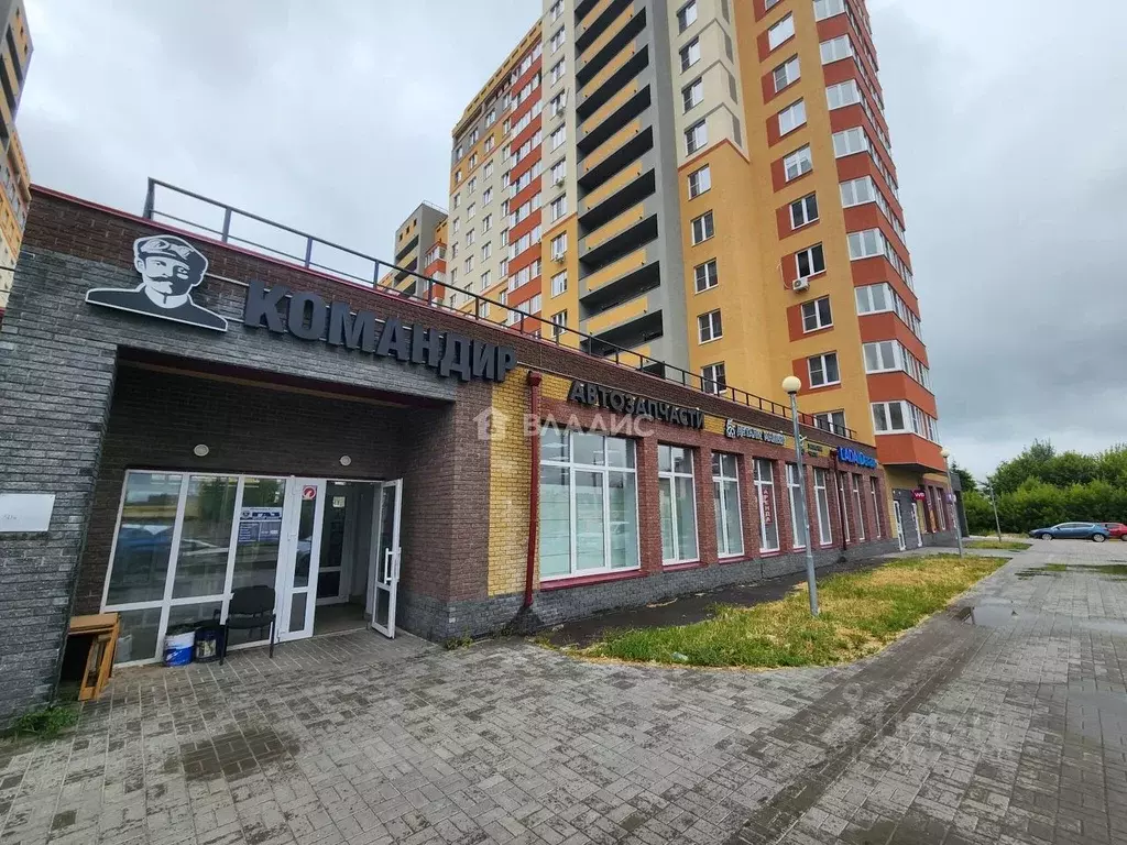 Торговая площадь в Нижегородская область, Кстово ул. Сутырина, 9 (150 ... - Фото 0