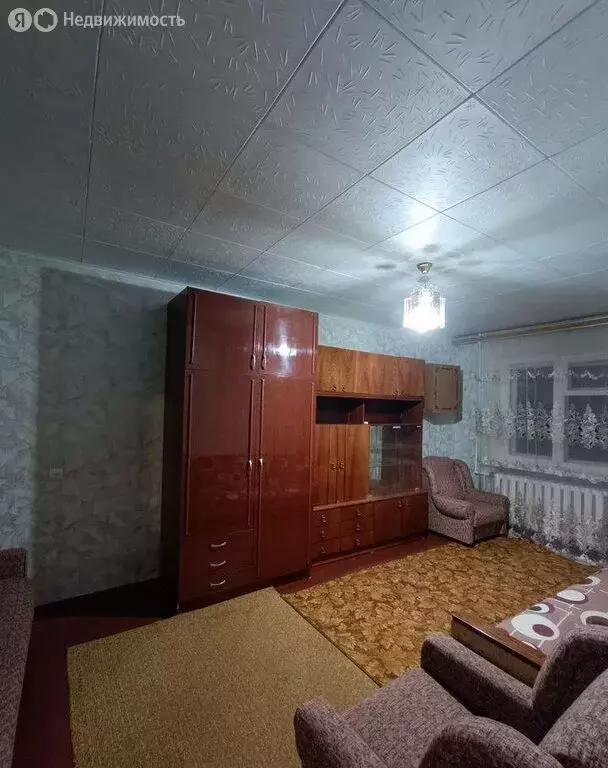 1-комнатная квартира: Каменск-Шахтинский, Красная улица, 62 (30 м) - Фото 0