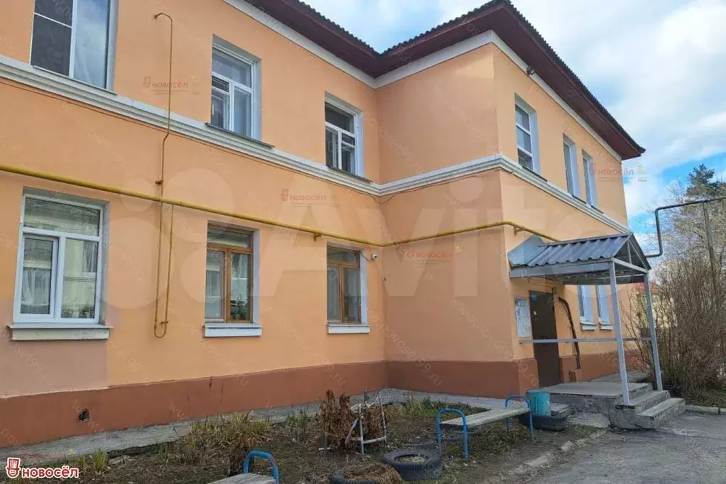 2-к. квартира, 73 м, 1/2 эт. - Фото 1