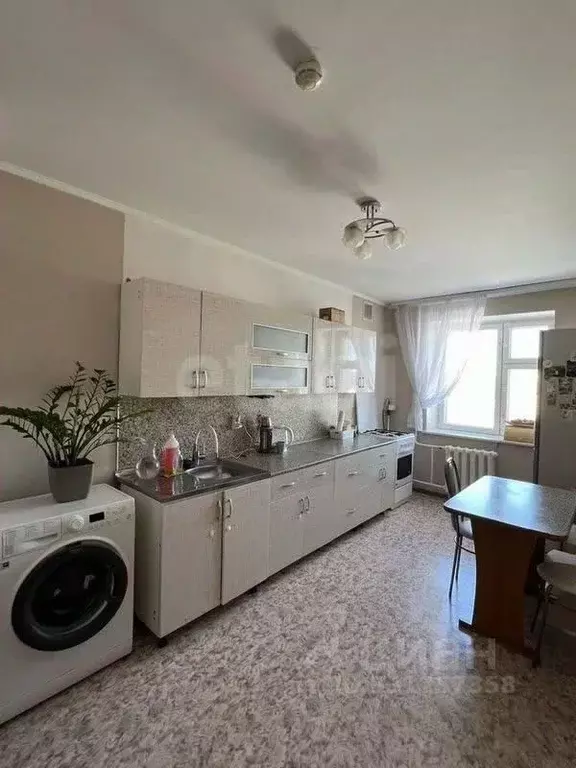 2-к кв. Башкортостан, Стерлитамак ул. Артема, 116А (58.1 м) - Фото 1