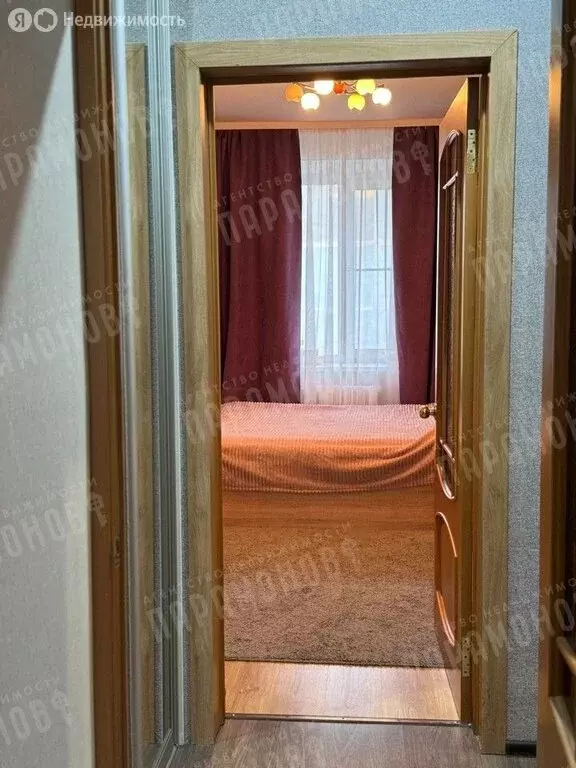 3-комнатная квартира: Тверь, улица Бобкова, 24 (55.2 м) - Фото 1