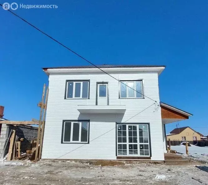 Дом в деревня Грановщина, улица Владимира Высоцкого (180 м) - Фото 1