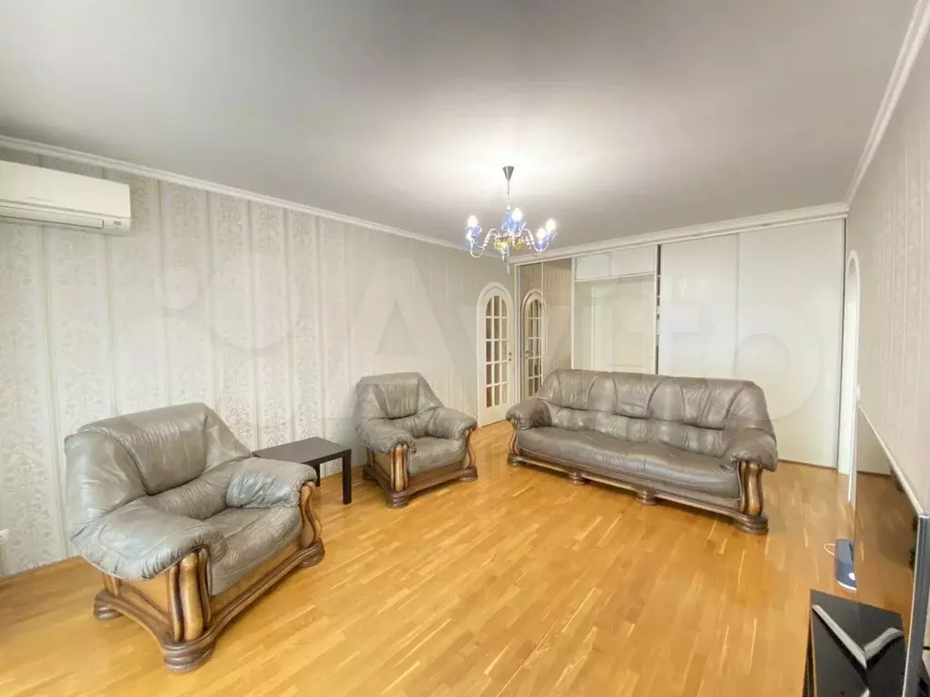 2-к. квартира, 60 м, 10/10 эт. - Фото 0