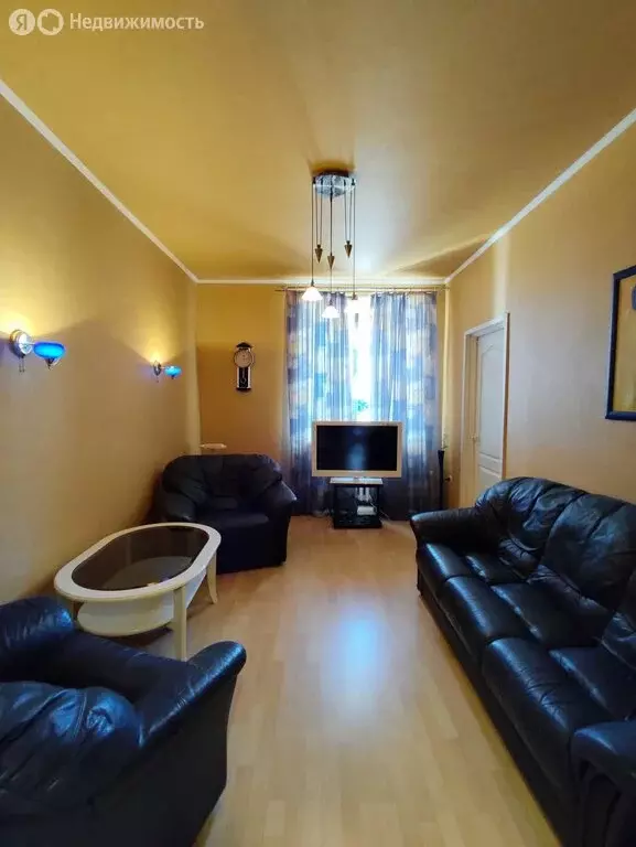 3-комнатная квартира: Мурманск, проспект Ленина, 80 (69 м) - Фото 1