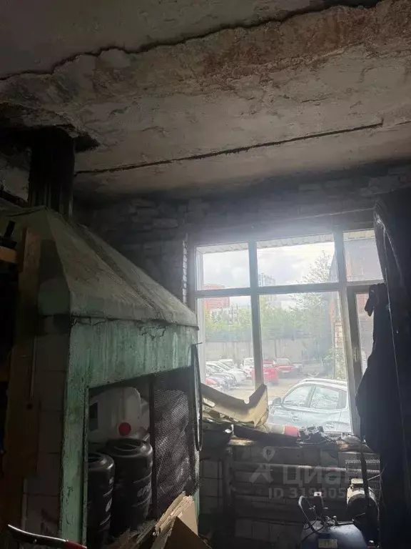 Помещение свободного назначения в Свердловская область, Екатеринбург ... - Фото 0