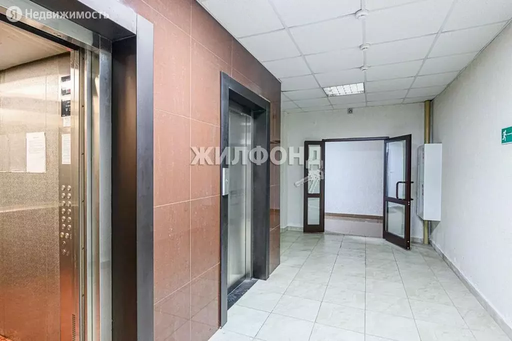3-комнатная квартира: Новосибирск, улица Семьи Шамшиных, 24/2 (72.1 м) - Фото 1
