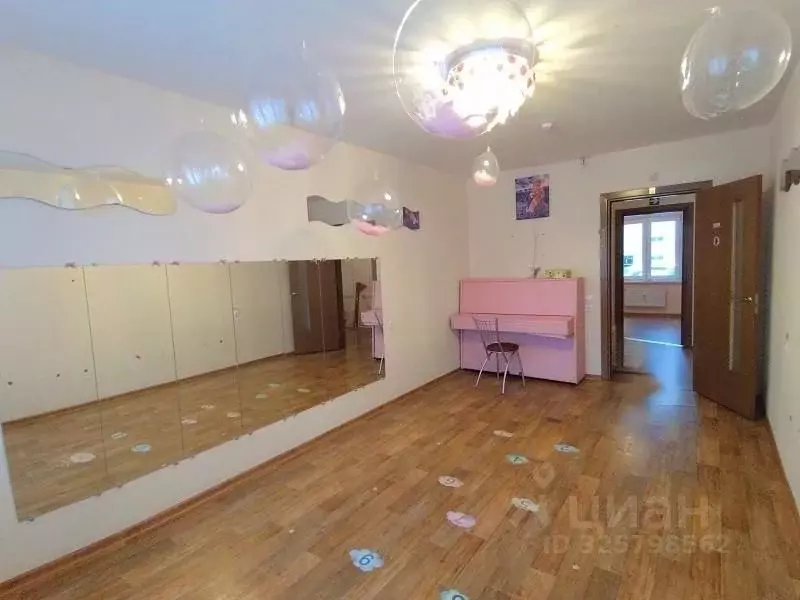 4-к кв. Санкт-Петербург просп. Маршака, 12к2 (100.0 м) - Фото 2