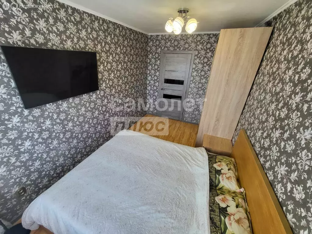 3-комнатная квартира: Петропавловск-Камчатский, улица Молчанова, 3 ... - Фото 2