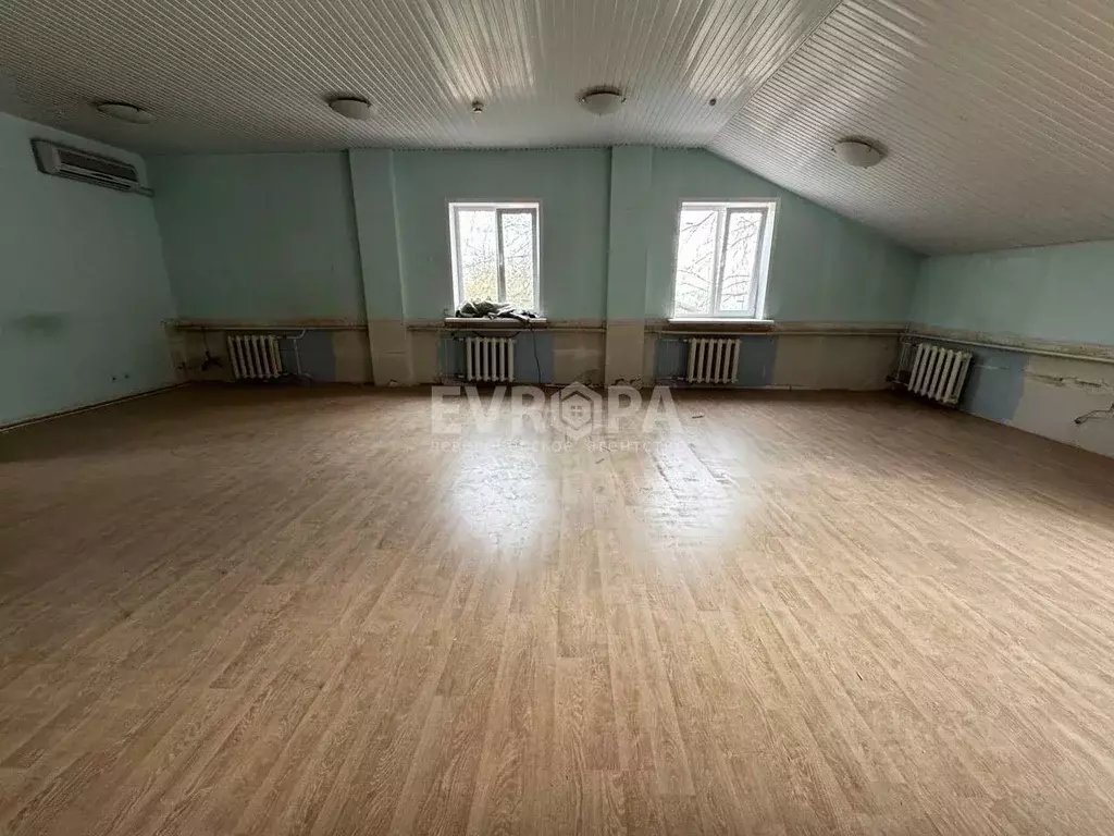 Помещение свободного назначения в Ульяновская область, Ульяновск ул. ... - Фото 1