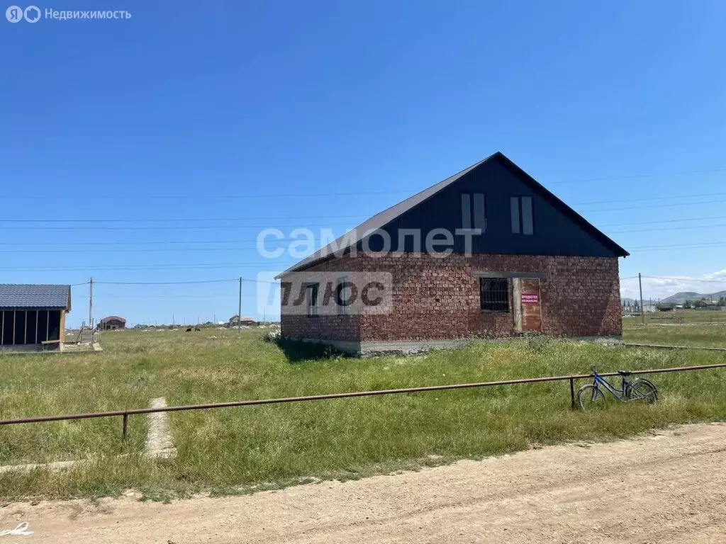 Дом в Махачкала, микрорайон Чох-Хош, улица Верхний Хнов, 26 (150 м) - Фото 1
