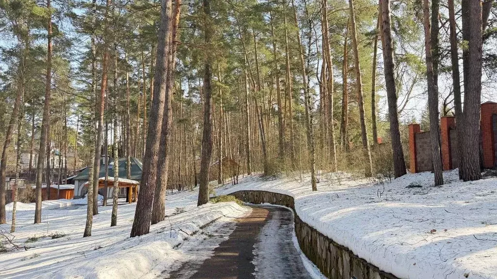 Участок в Московская область, Одинцовский городской округ, пос. ... - Фото 1