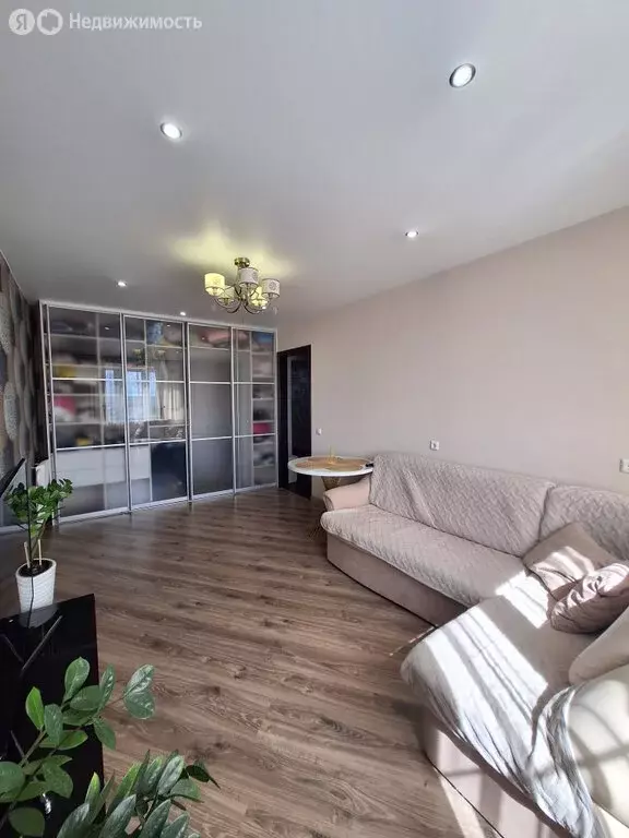 3-комнатная квартира: Киров, Нововятский район, Парковая улица, 15 ... - Фото 2