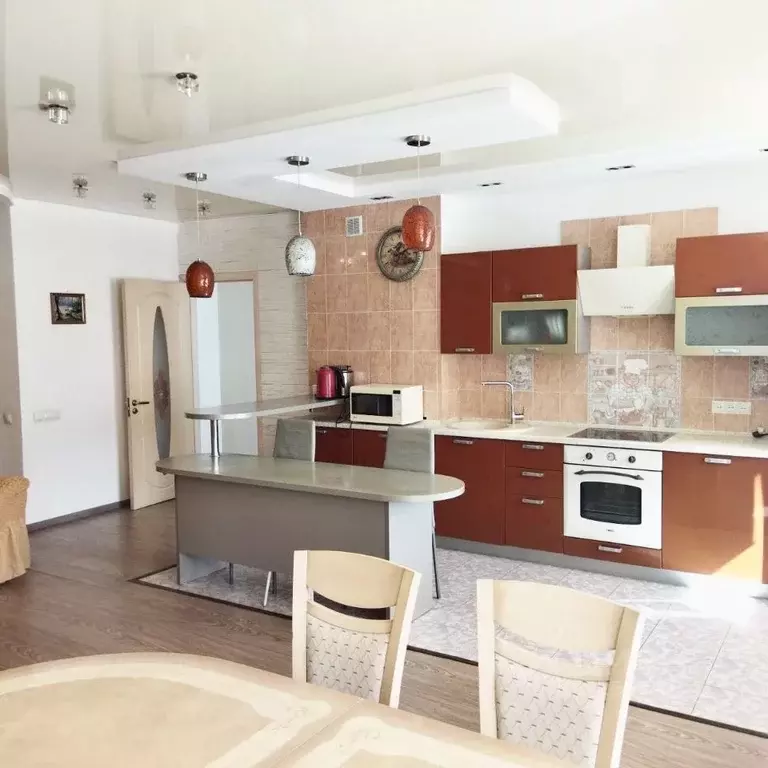 2-к кв. Омская область, Омск ул. Арнольда Нейбута, 14 (64.4 м) - Фото 2