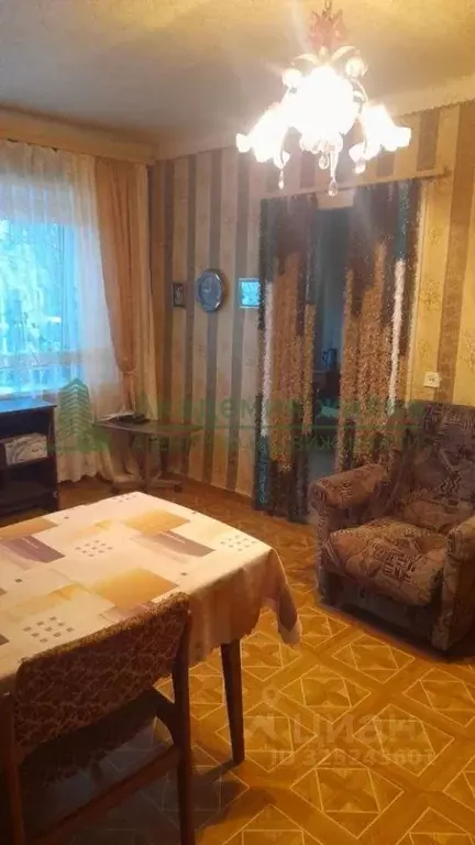 2-к кв. Саратовская область, Саратов ул. 4-я Нагорная, 32 (42.0 м) - Фото 1