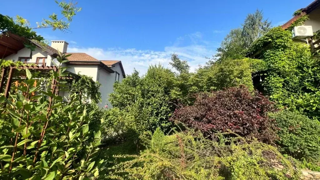 Дом в Краснодарский край, Новороссийск  (380 м) - Фото 2