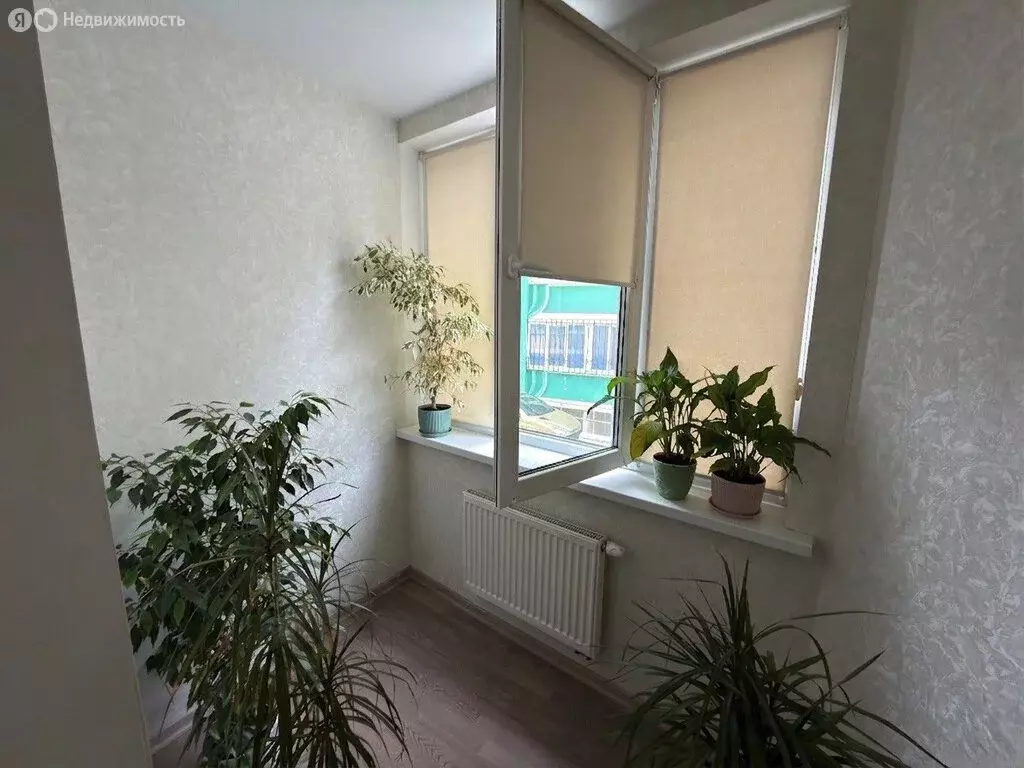 3-комнатная квартира: Ялта, улица Блюхера, 48А (76.8 м) - Фото 1