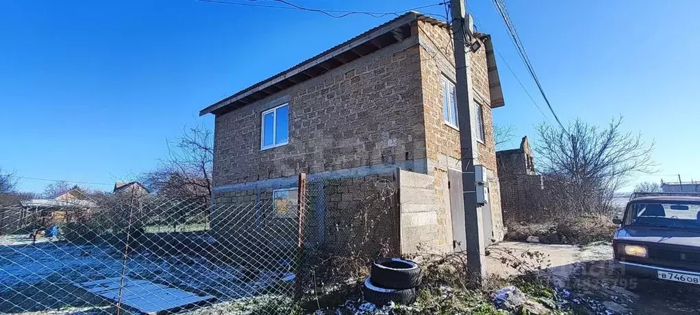 Дом в Крым, Симферопольский район, с. Трудовое, Зодчий ТСН ул. ... - Фото 0