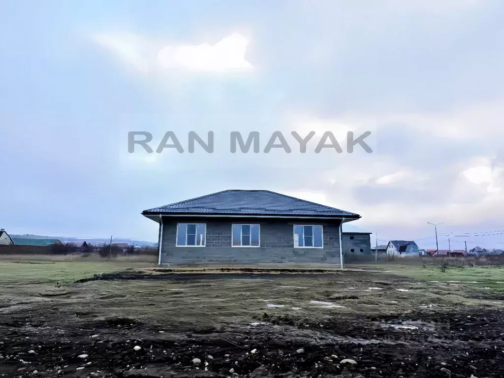 Дом в Адыгея, Майкоп Фиштский пер. (111 м) - Фото 1