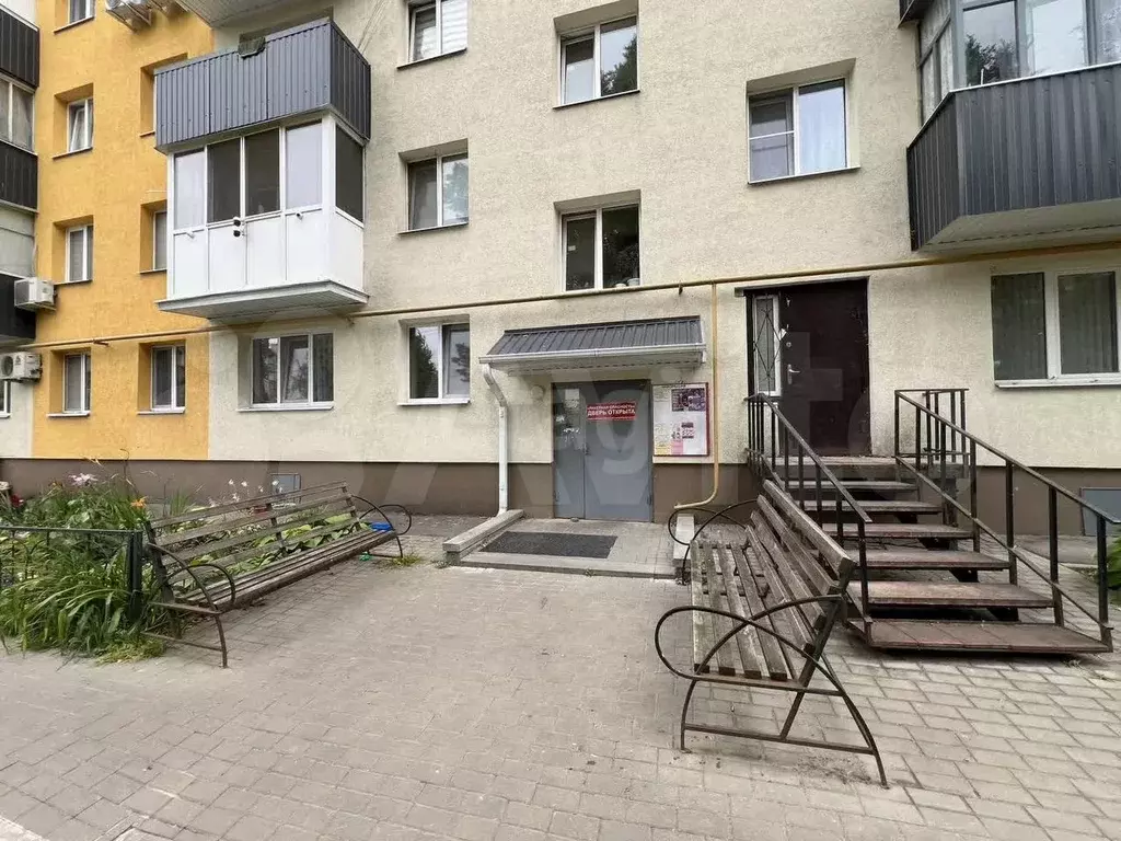 1-к. квартира, 32 м, 1/5 эт. - Фото 1