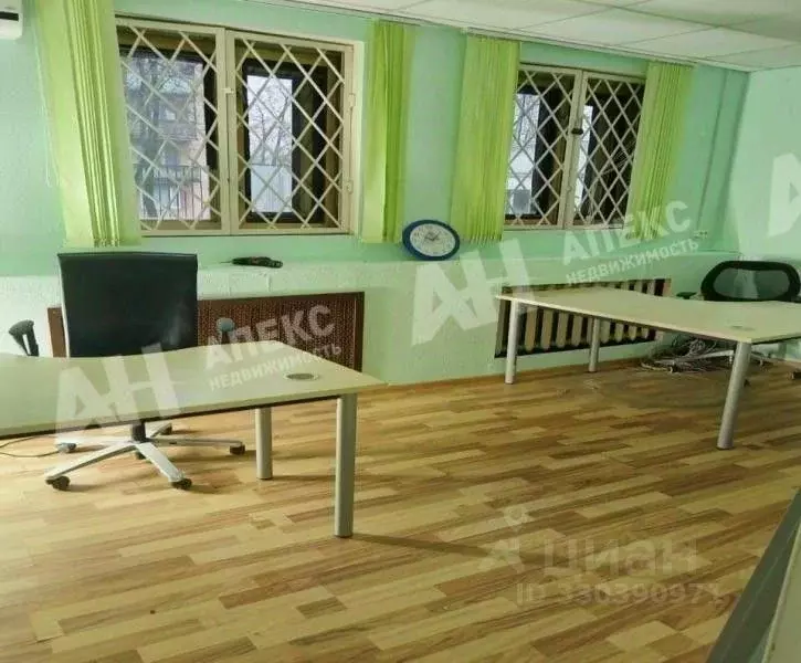 Офис в Москва ул. Коновалова, 14 (740 м) - Фото 1