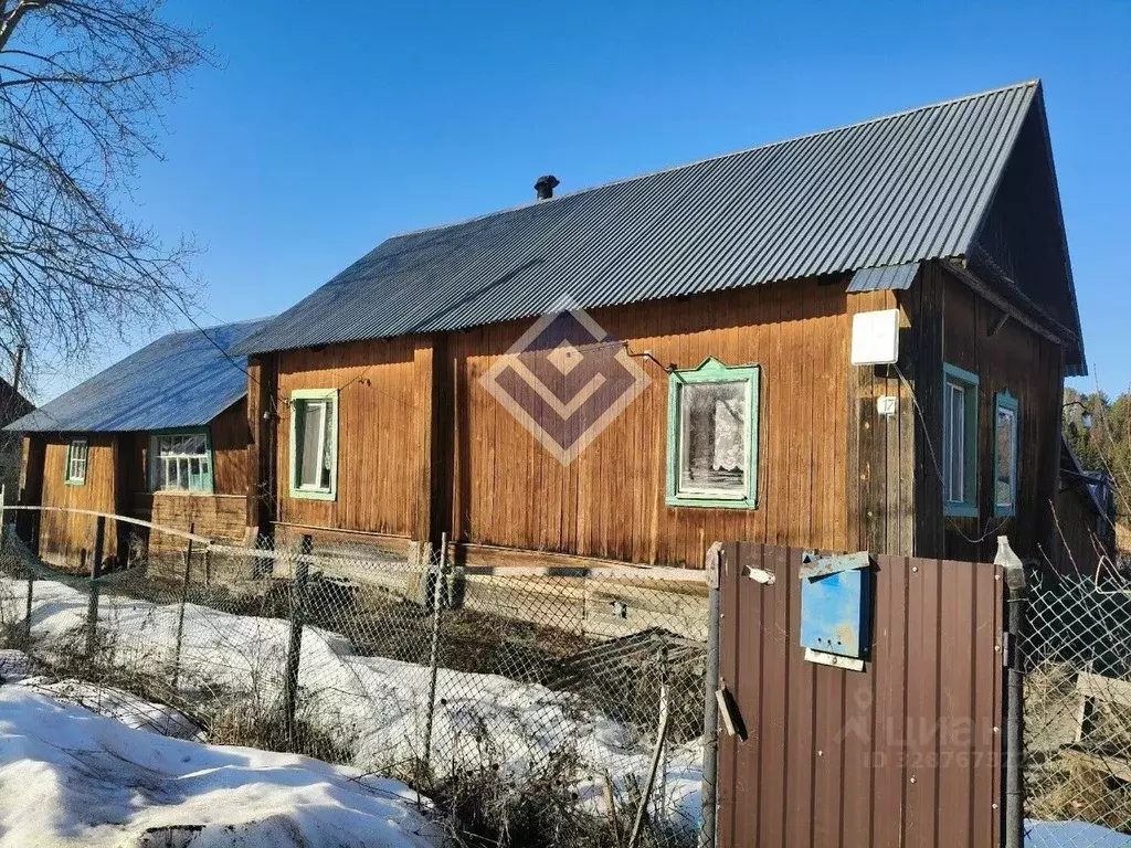 Дом в Пермский край, Карагайский муниципальный округ, д. Ефремята ул. ... - Фото 1
