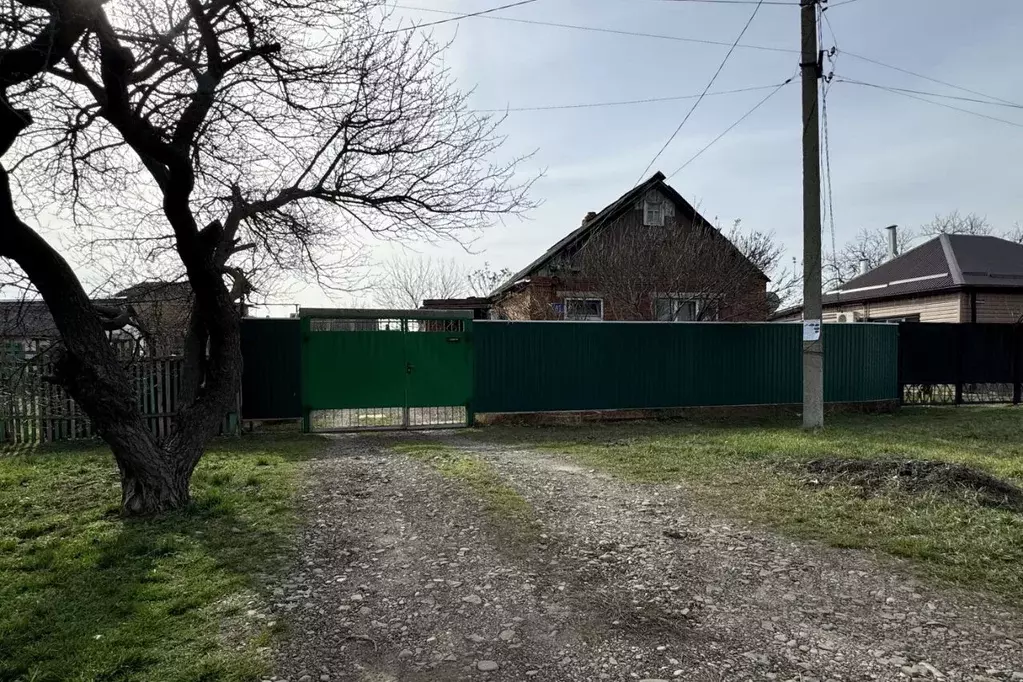 Дом в Краснодарский край, Тимашевск ул. Ковалева, 41 (50 м) - Фото 0