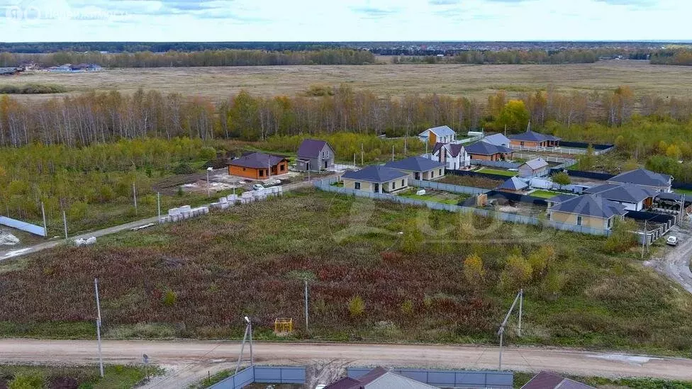 Участок в село Перевалово, коттеджный посёлок Радужный (10 м) - Фото 0