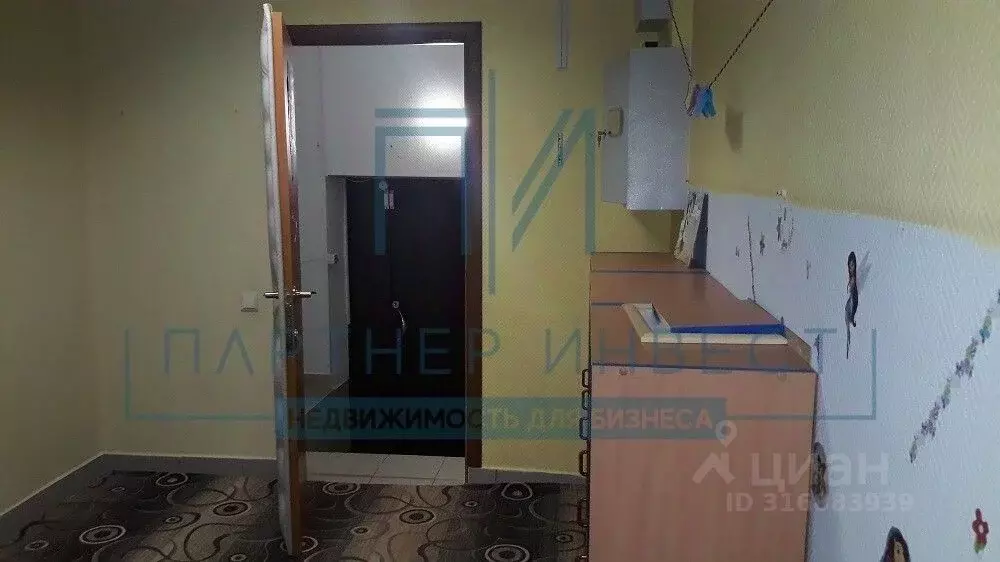 Торговая площадь в Свердловская область, Екатеринбург ул. Бакинских ... - Фото 1