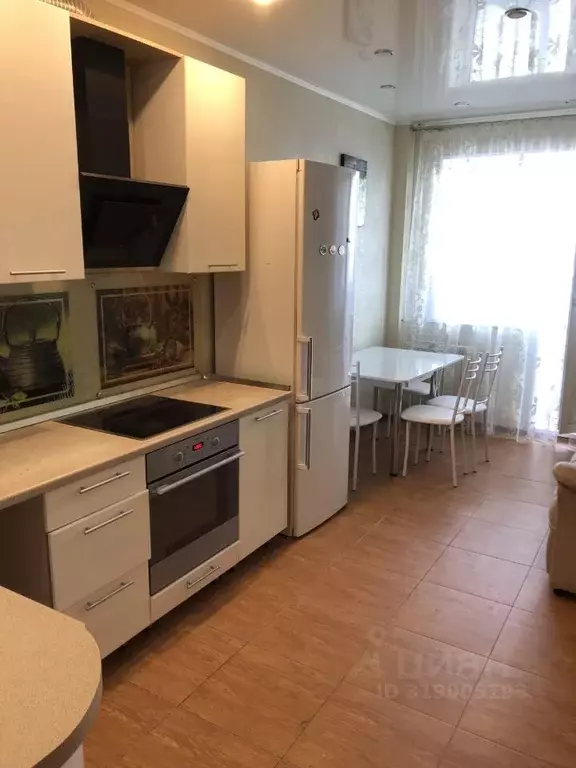 2-к кв. Ульяновская область, Ульяновск ул. Кирова, 6 (77.4 м) - Фото 1