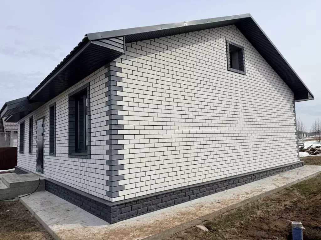 Дом в Пермский край, Пермь Камская Долина мкр,  (100 м) - Фото 1