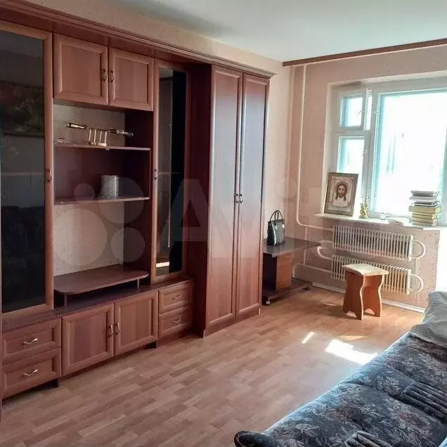 1-к. квартира, 35 м, 4/10 эт. - Фото 0