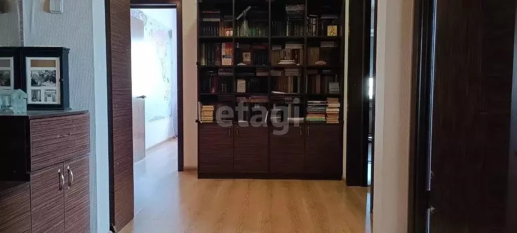 Квартира, 4 комнаты, 72 м - Фото 1