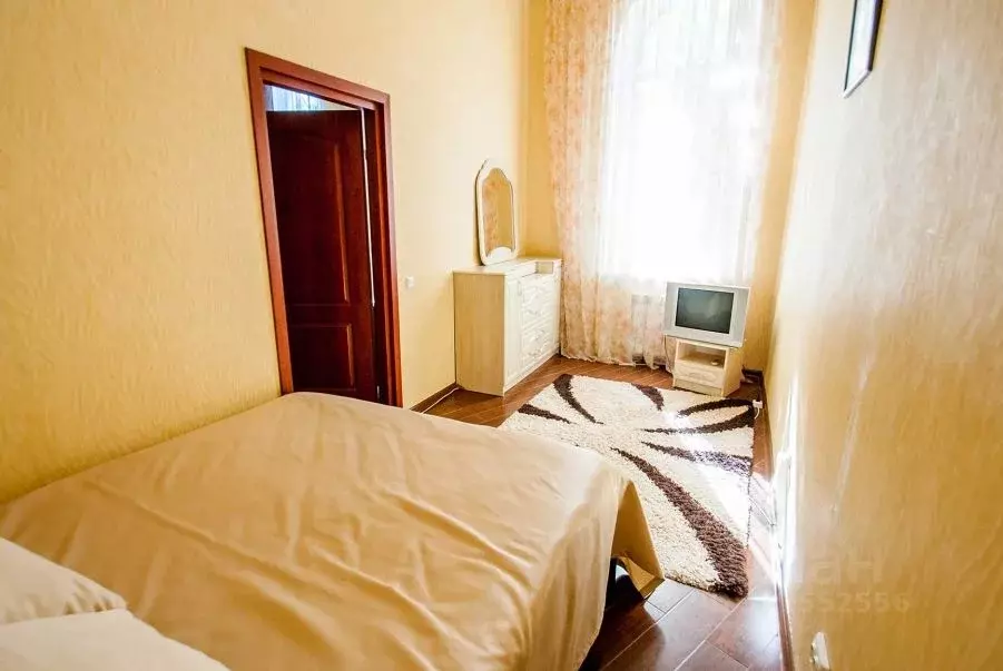 Комната Крым, Феодосия бул. Старшинова, 1 (30.0 м) - Фото 1