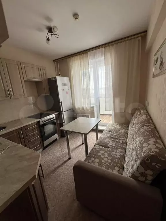 1-к. квартира, 43 м, 3/10 эт. - Фото 0