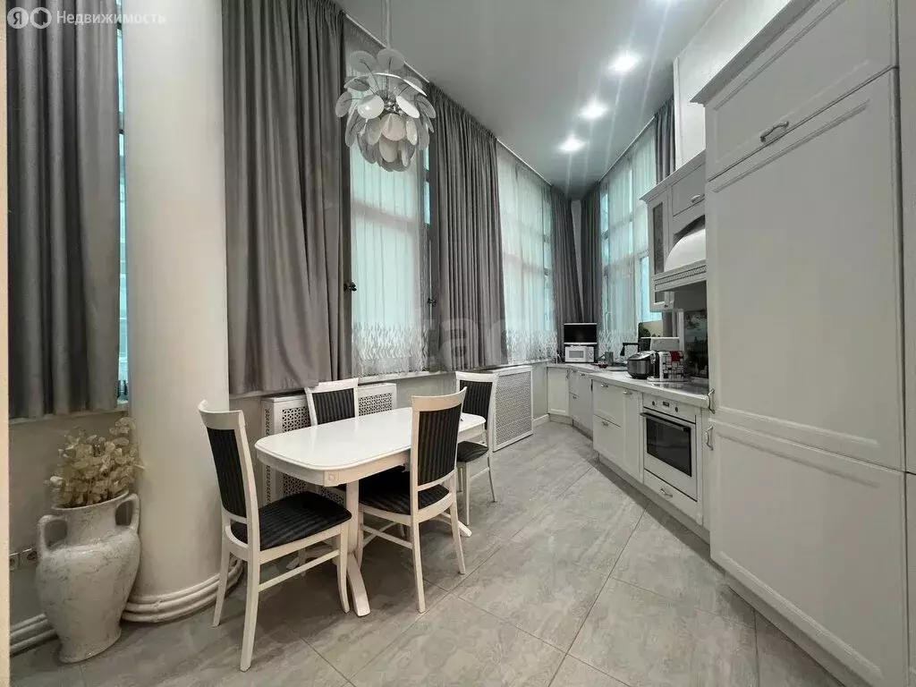 2-комнатная квартира: Архангельск, Поморская улица, 39 (61.4 м) - Фото 1
