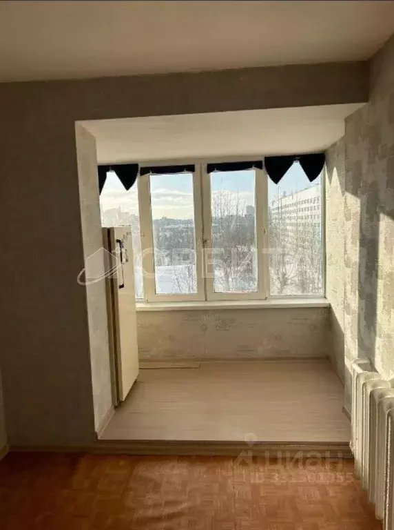 Студия Тюменская область, Тюмень Харьковская ул., 69а (12.1 м) - Фото 1