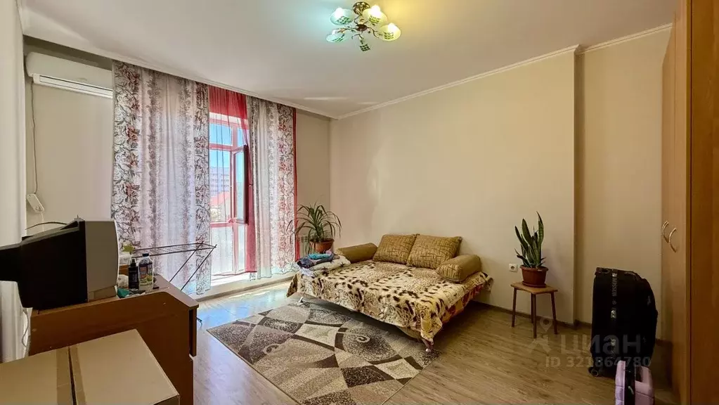 2-к кв. Краснодарский край, Геленджик Дивноморская ул., 25 (53.4 м) - Фото 0