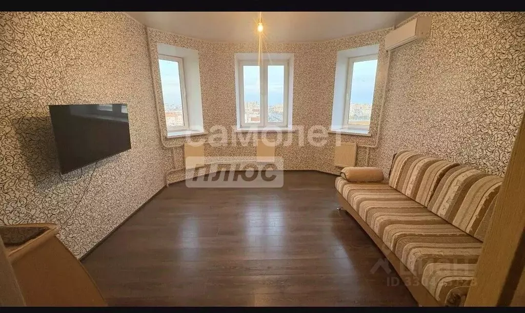 2-к кв. Тюменская область, Тюмень ул. Мельникайте, 138а (60.0 м) - Фото 1