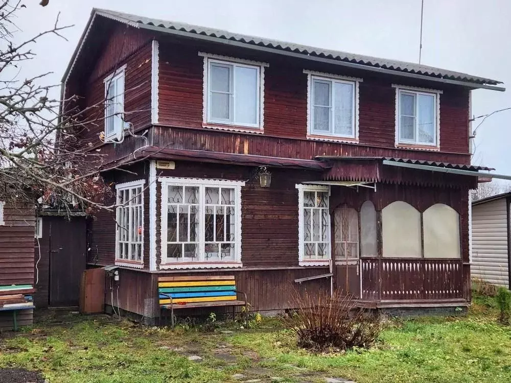 Дом в Ленинградская область, Лужский район, Мшинское с/пос, Мшинская ... - Фото 1