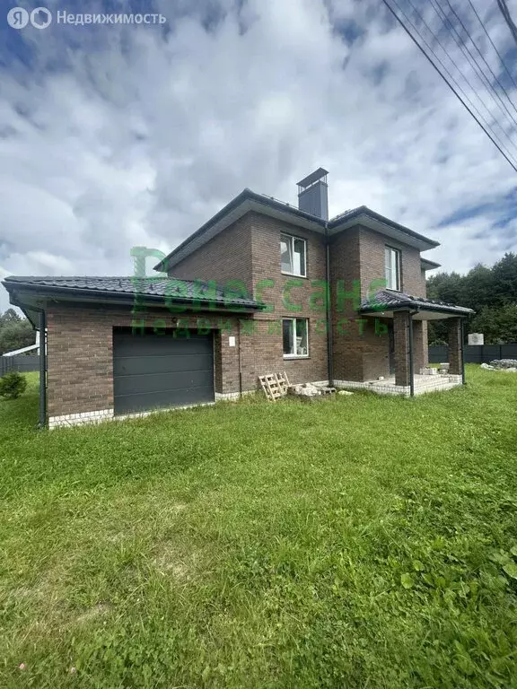 Дом в посёлок городского типа Белые Берега, улица Горького, 29 (230 м) - Фото 1