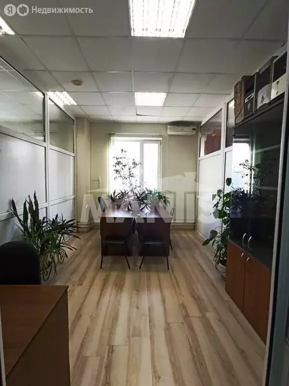 Офис (15 м) - Фото 2