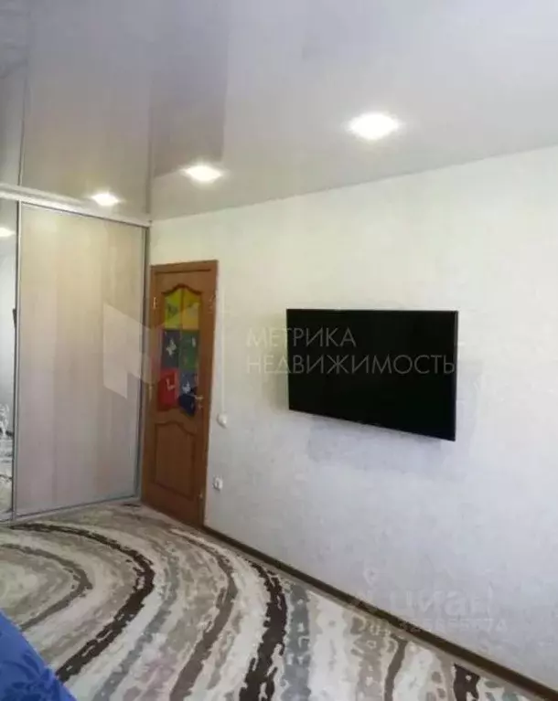 2-к кв. Тюменская область, Тюмень ул. 50 лет Октября, 63а (40.0 м) - Фото 1