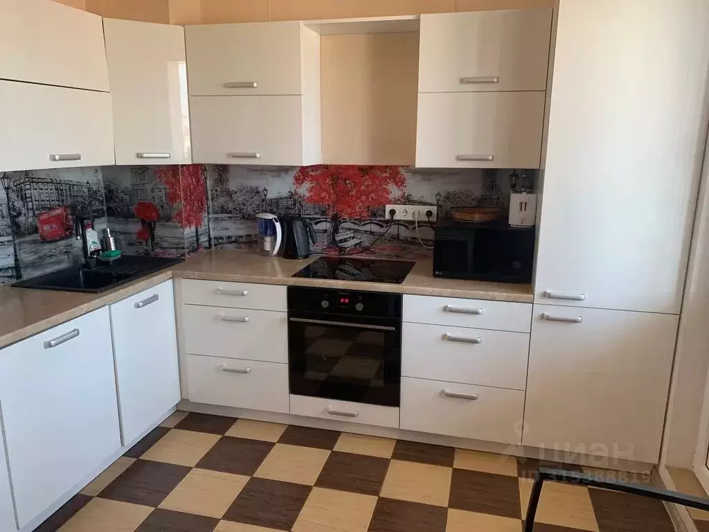 2-к кв. Тверская область, Тверь ул. Склизкова, 108к1 (80.0 м) - Фото 1