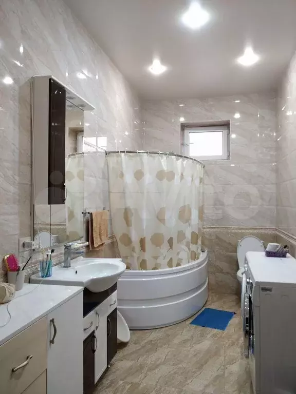 Дом 250 м на участке 3 сот. - Фото 1