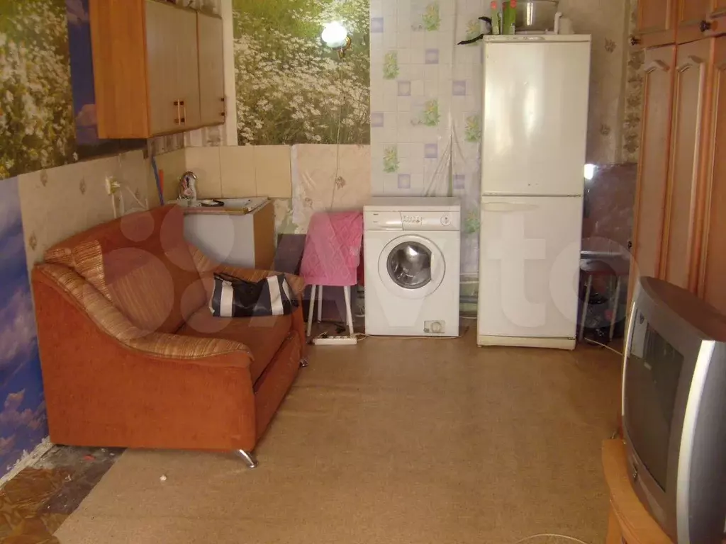 Комната 17,6 м в 1-к., 2/5 эт. - Фото 0