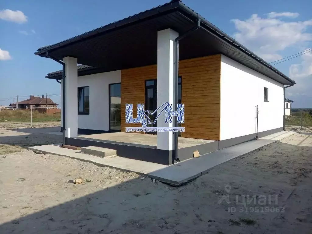 Дом в Курская область, Курский район, Нижнемедведицкий сельсовет, д. ... - Фото 1