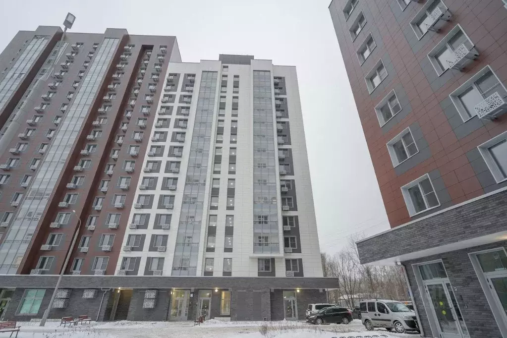 Гараж в Москва ул. Молостовых, 18 (17 м) - Фото 1