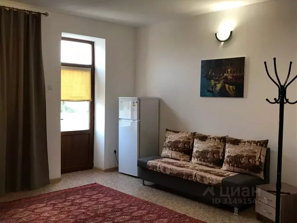 Комната Крым, Сакский район, Молочненское с/пос, с. Витино ул. ... - Фото 1